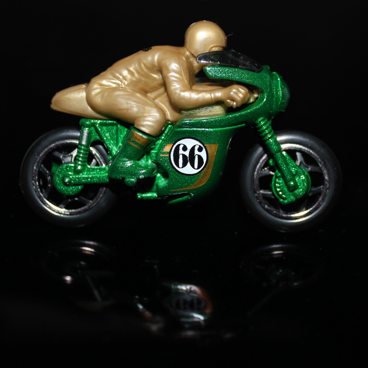 Hot-Wheels-Motorcycle-1966-Triumph-Tiger-100-JBC32 Hot-Wheels-Motorcycle-1966-Triumph-Tiger-100-JBC32