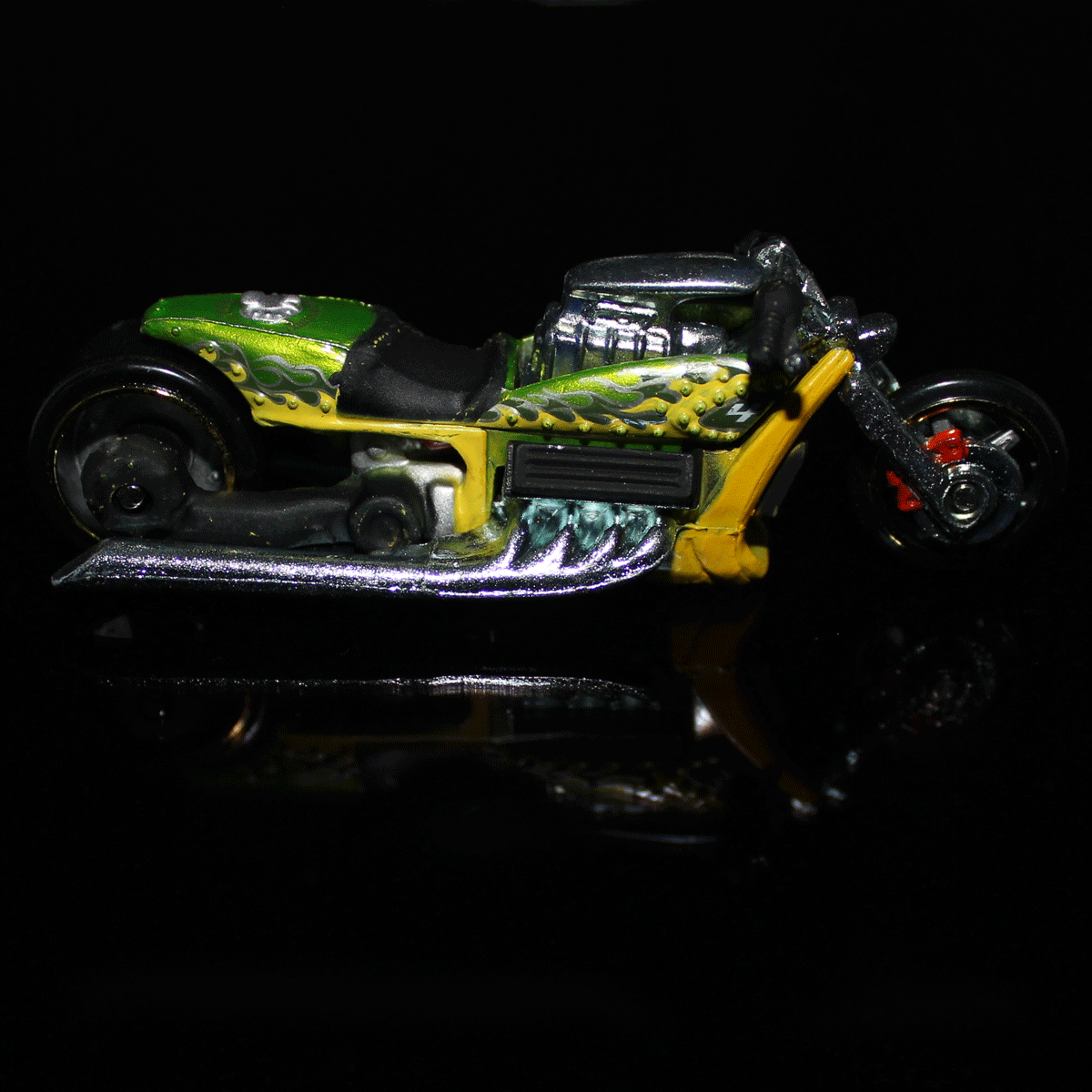 Hot-Wheels-Motorcycle-Airy8-K4690