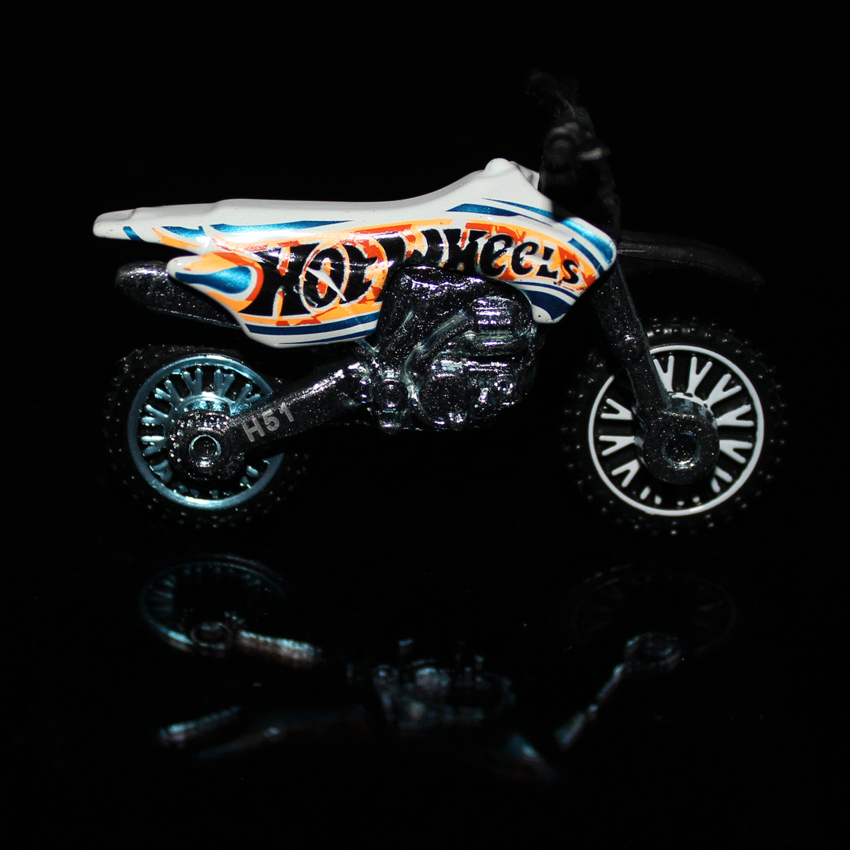 Hot-Wheels-Motorcycle-HW450F-DHW96