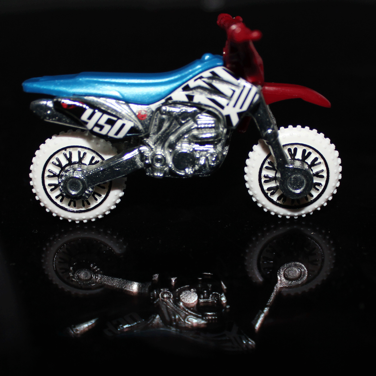 Hot-Wheels-Motorcycle-HW450F-HTD59