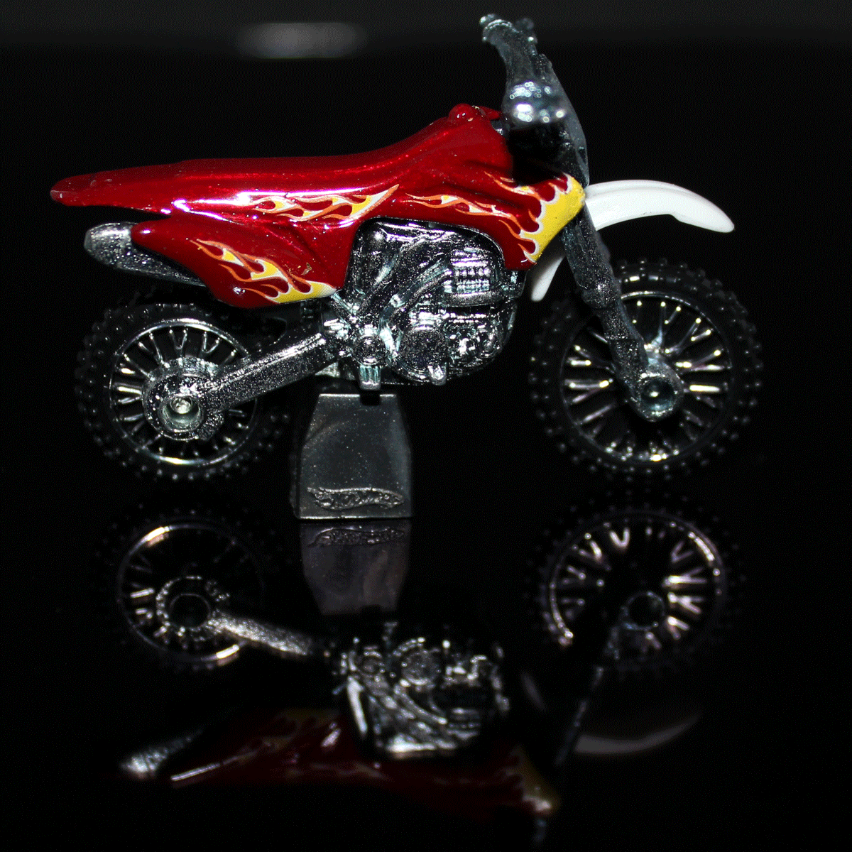 Hot-Wheels-Motorcycle-HW450F-M6918-Red
