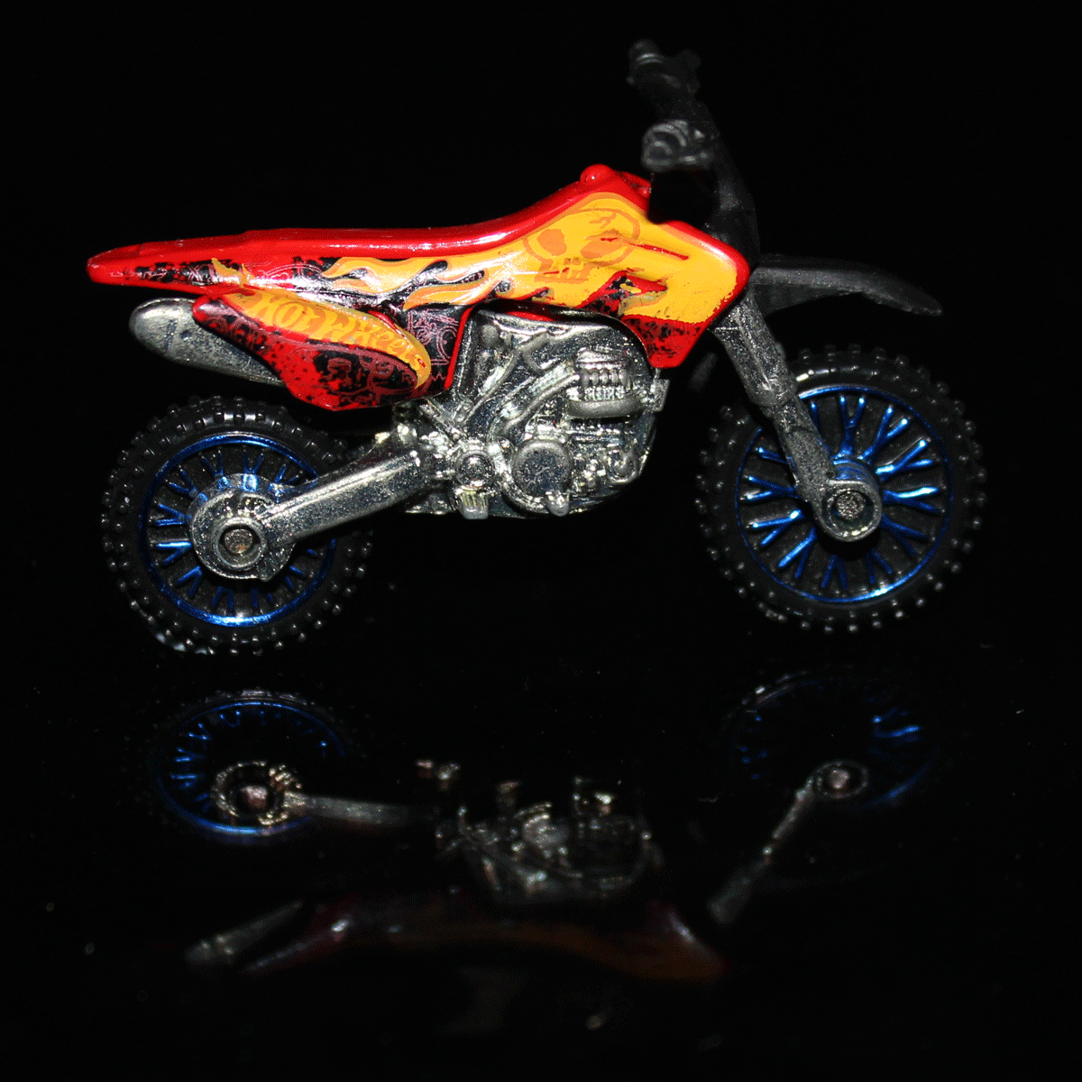 Hot-Wheels-Motorcycle-HW450F-W2638