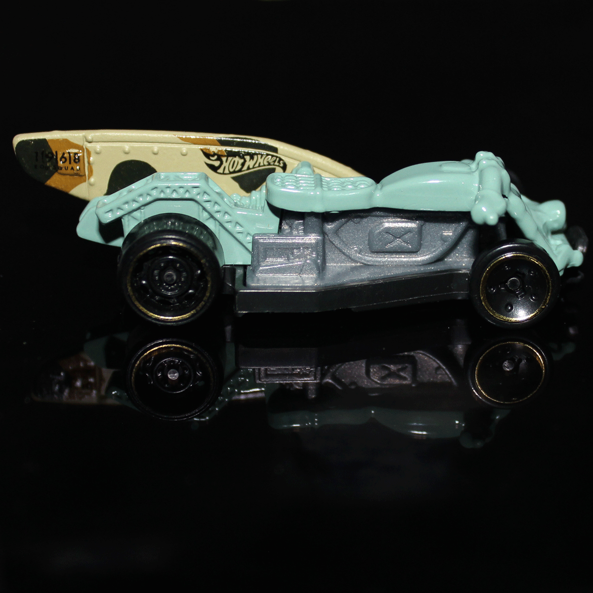 Hot-Wheels-Motorcycle-Moto-Wing-GHG02