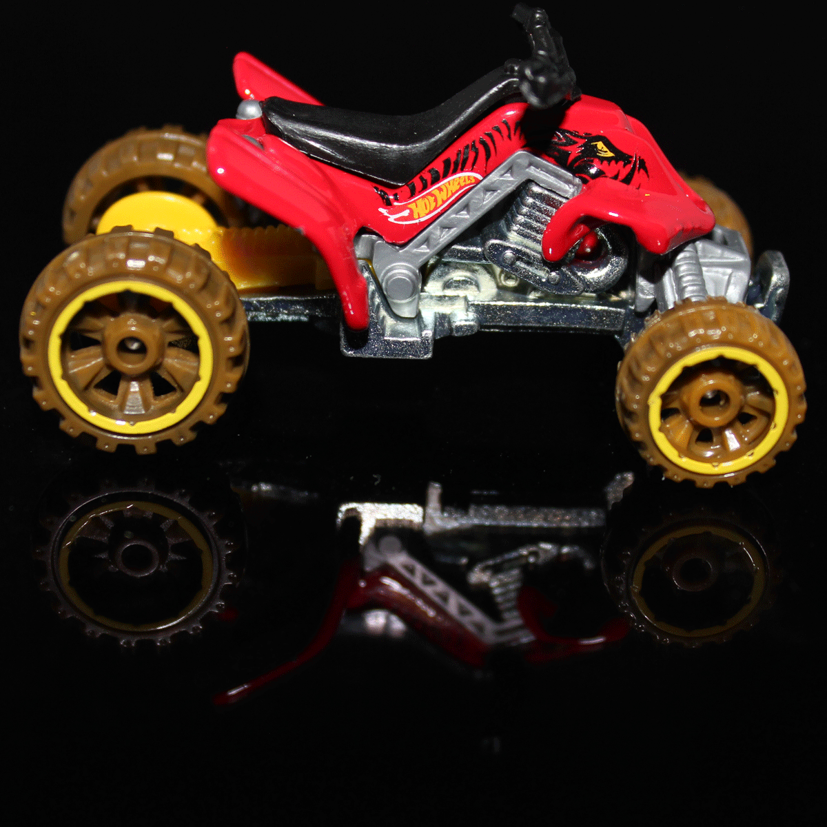 Hot-Wheels-Motorcycle-Sand-Stinger-CFL62