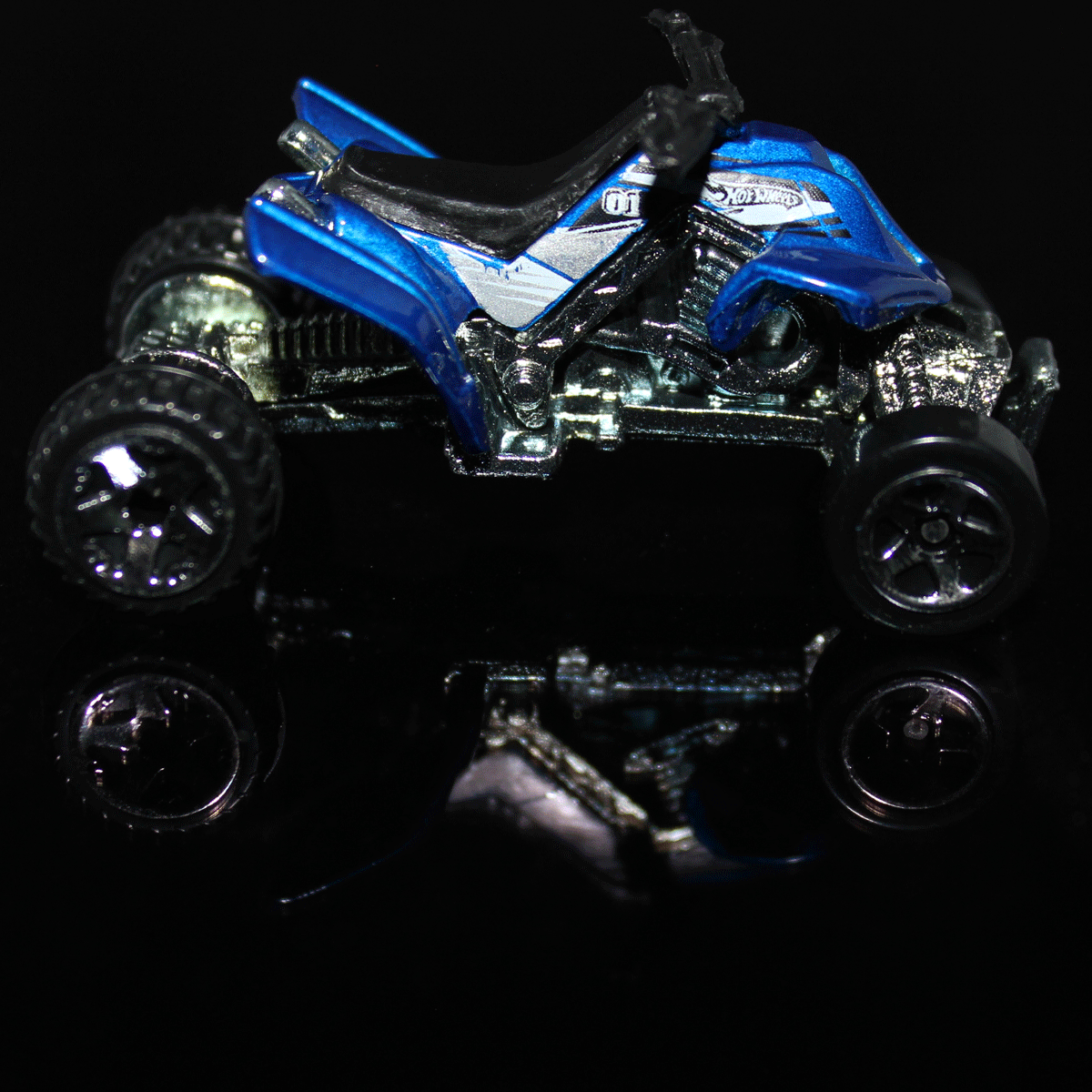 Hot-Wheels-Motorcycle-Sand-Stinger-H9074