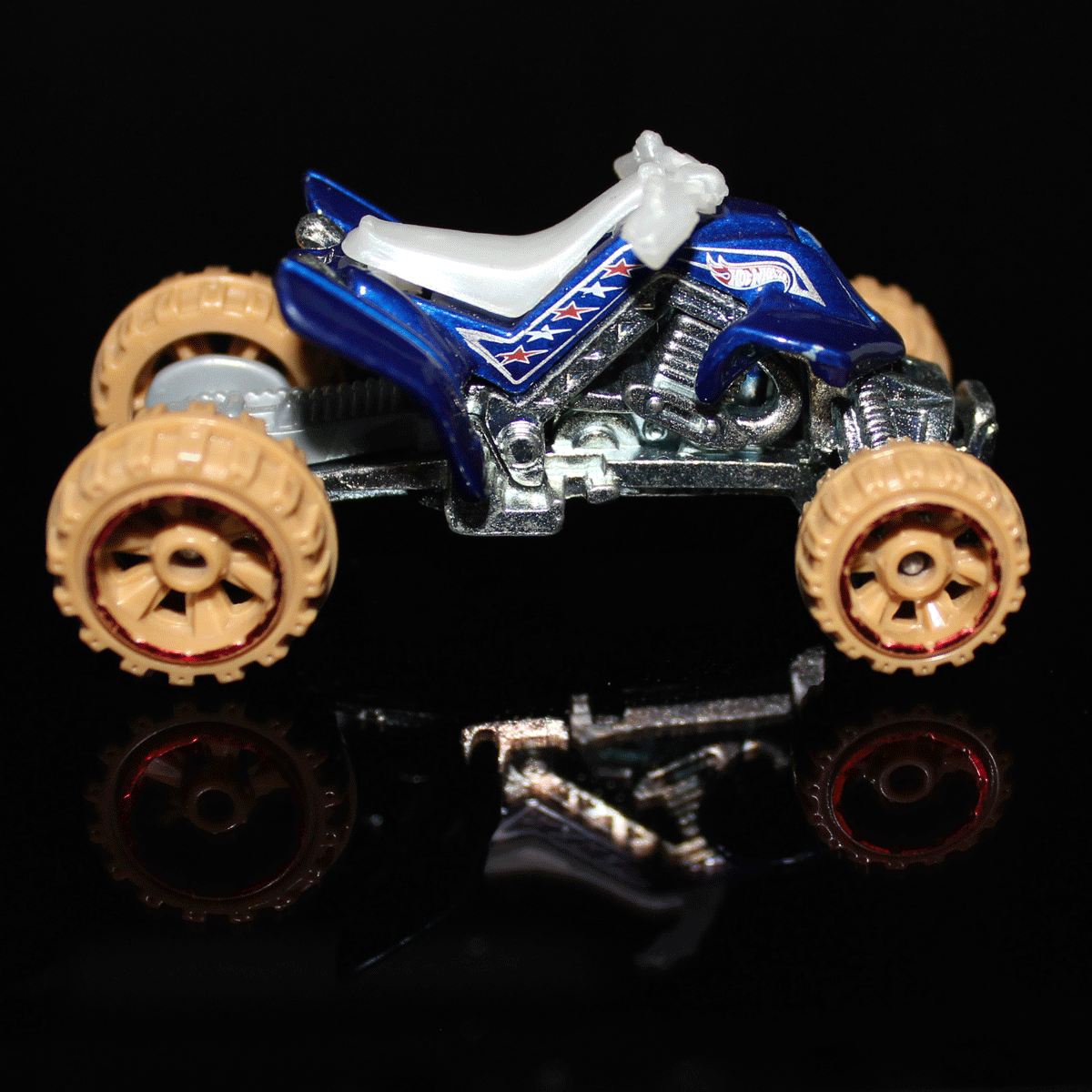 Hot-Wheels-Motorcycle-Sand-Stinger-W4253