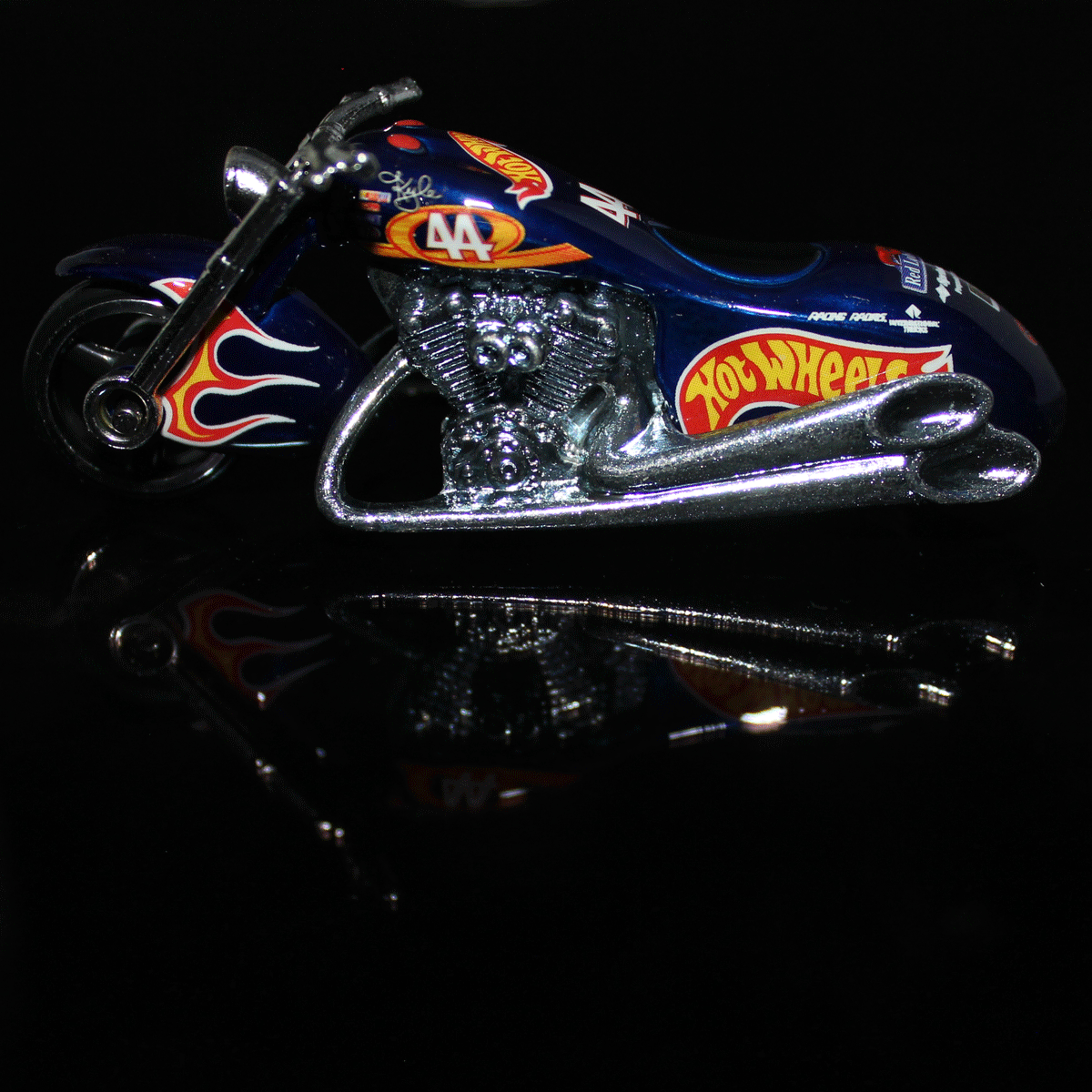 Hot-Wheels-Motorcycle-Scorchin-Scooter-25114