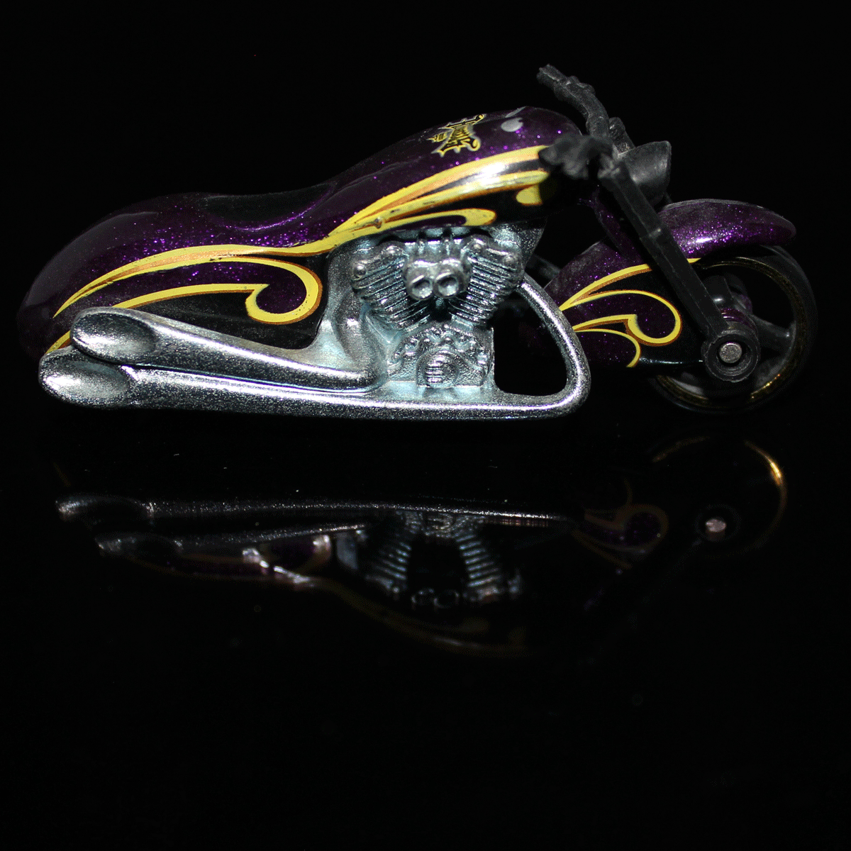 Hot-Wheels-Motorcycle-Scorchin-Scooter-J3480-Purple