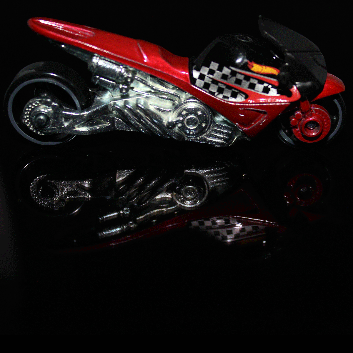 Hot-Wheels-Motorcycle-Street-Noz-BFG23