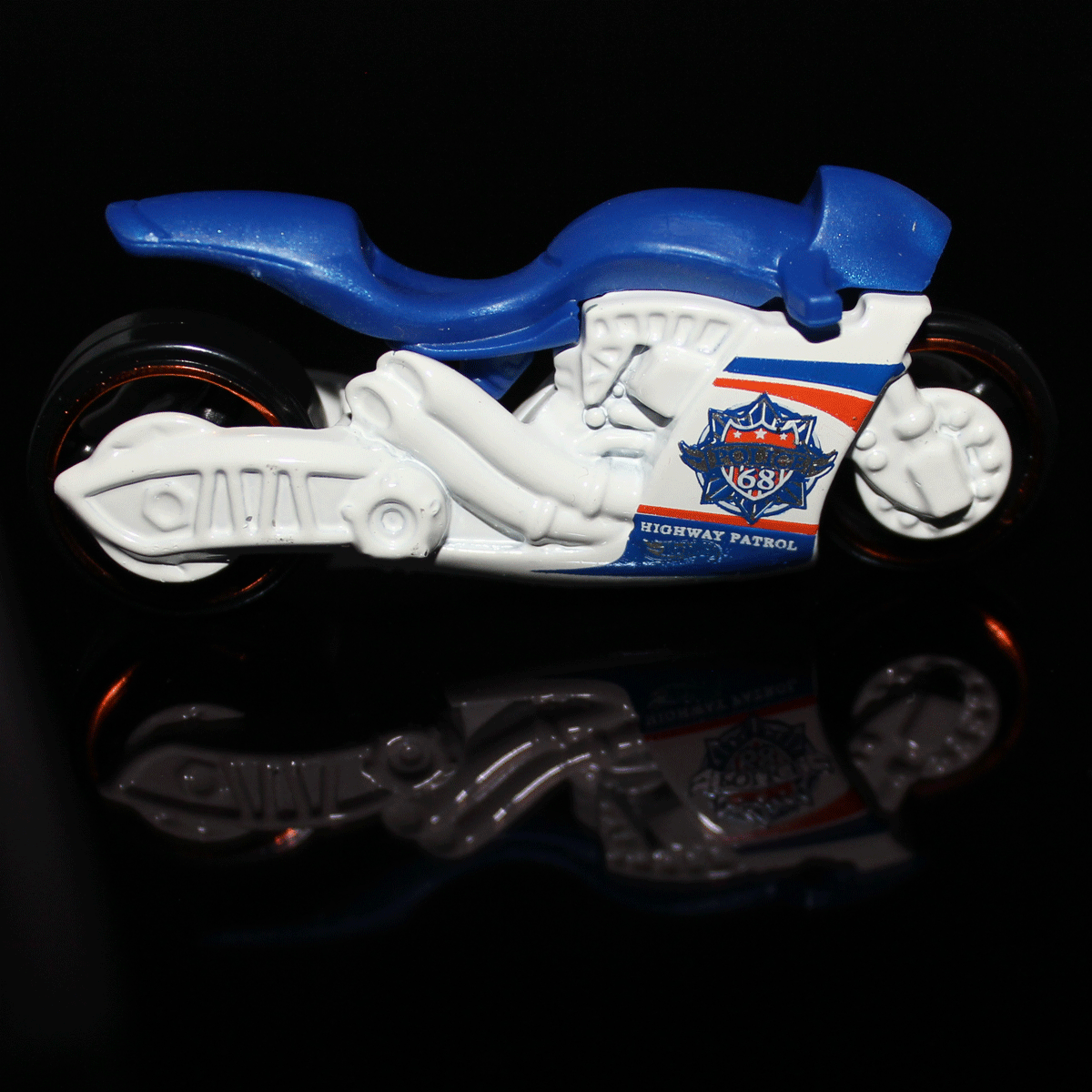 Hot-Wheels-Motorcycle-Street-Stealth-DHX09