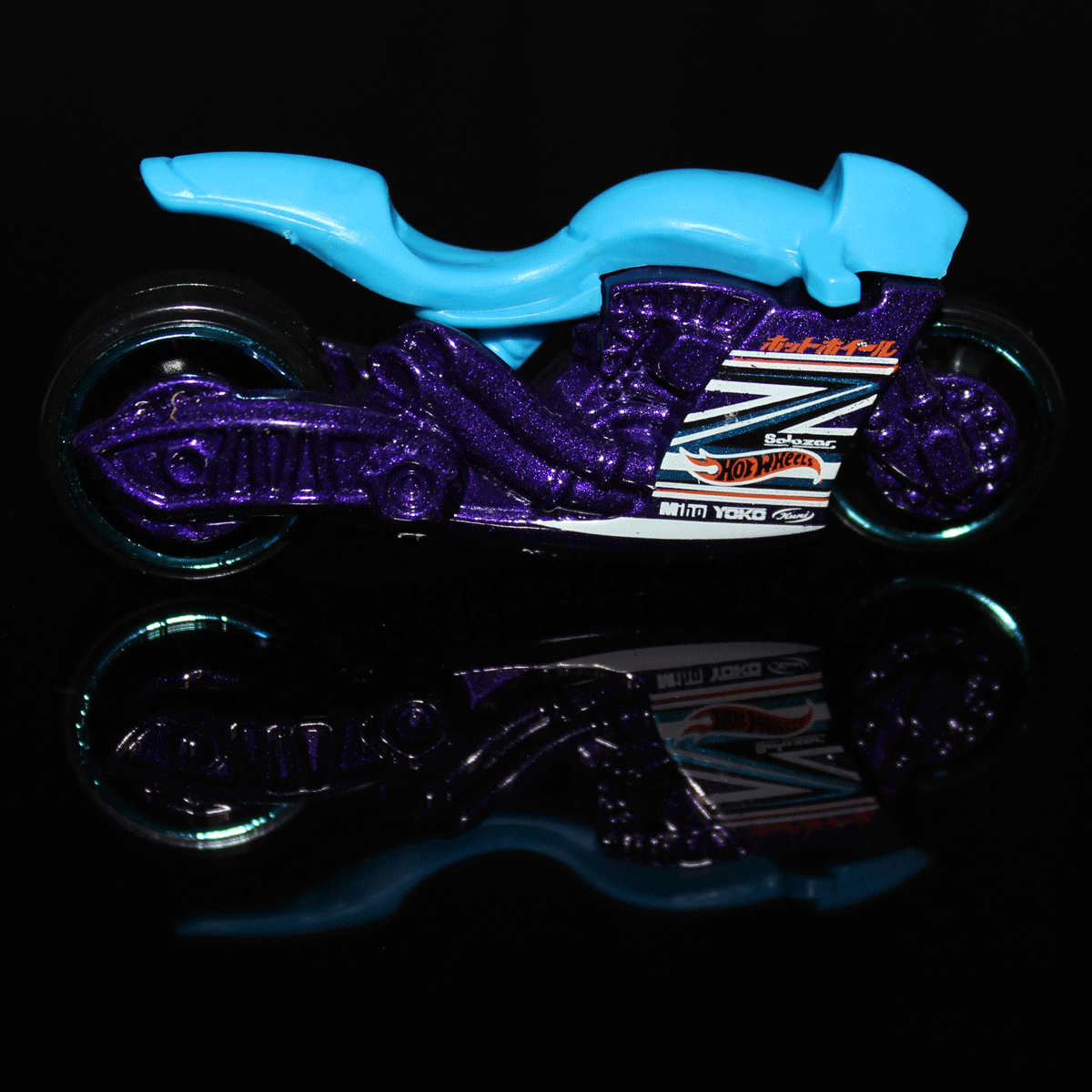 Hot-Wheels-Motorcycle-Street-Stealth-FJX07