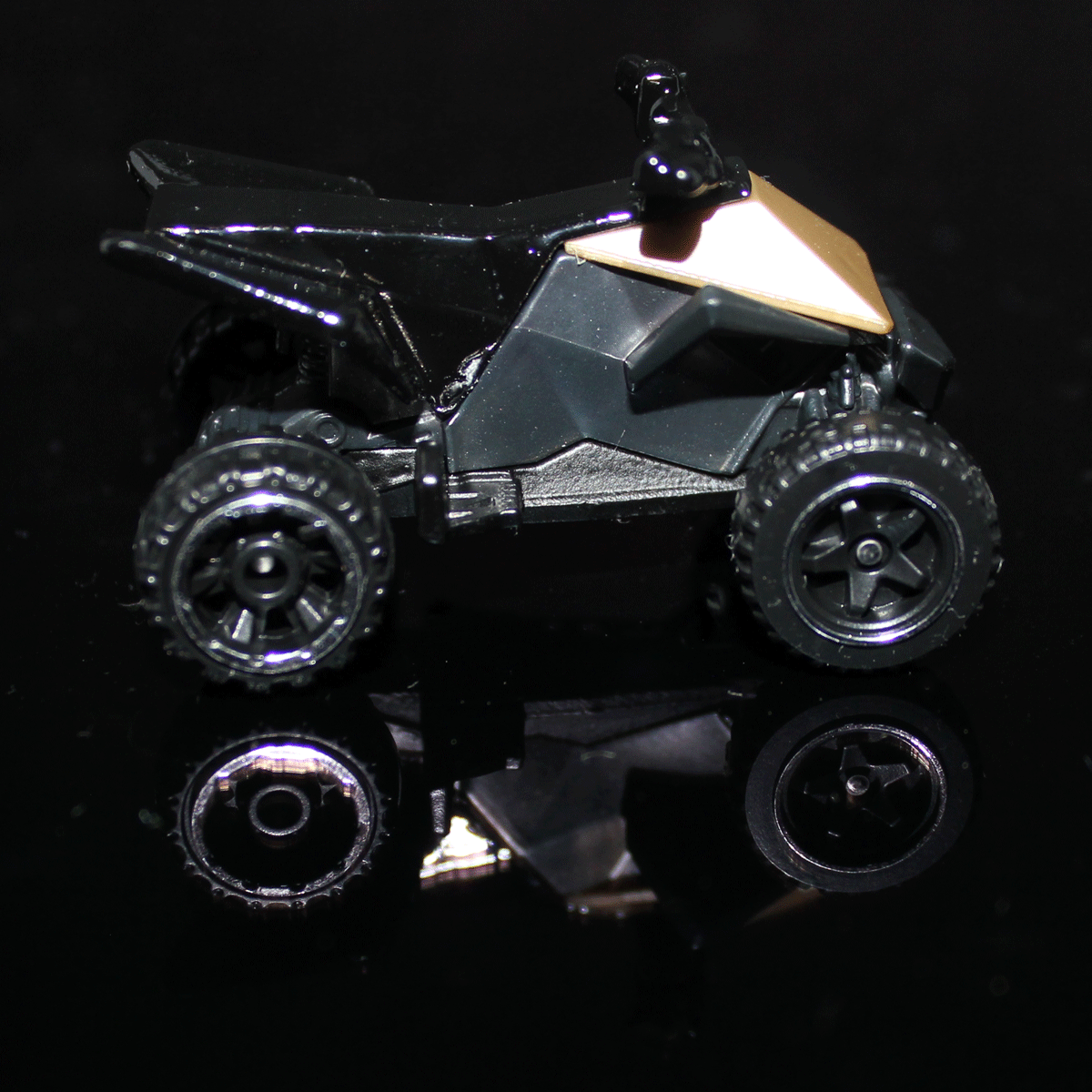 Hot-Wheels-Motorcycle-Tesla-Cyberquad-HYX91