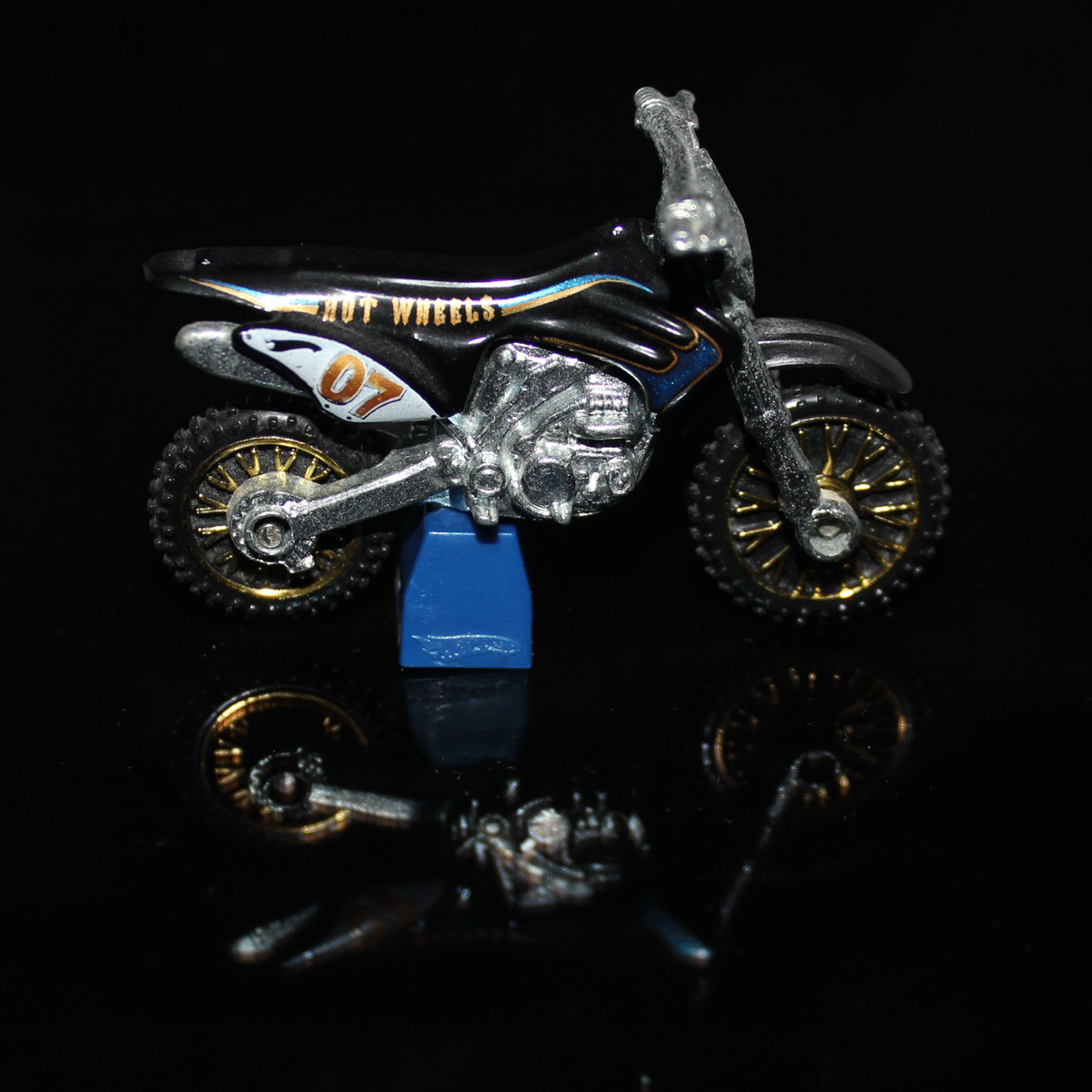 Hot-Wheels-Motorcycle-Wastelander-K6143-Black